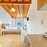 Arianna Deluxe 21 Paleokastritsa